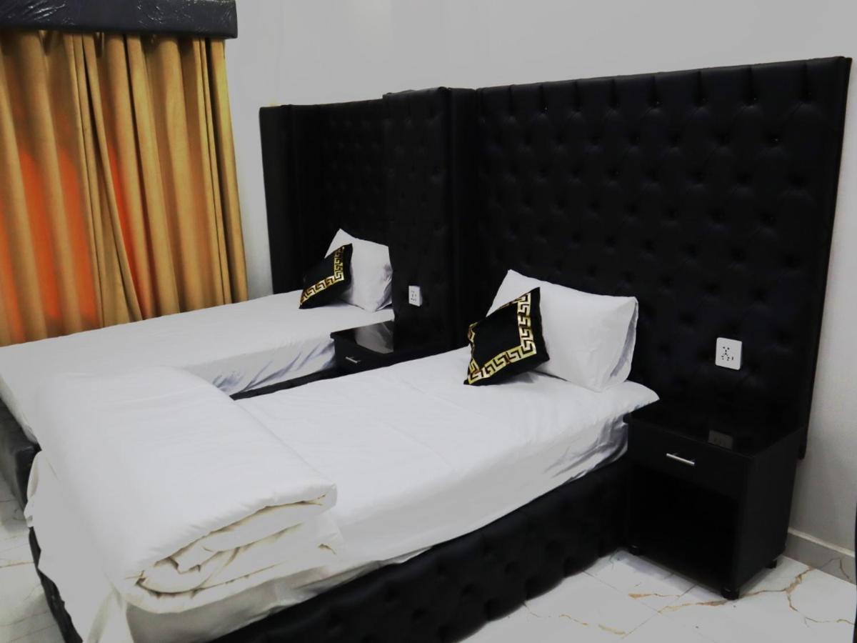 Hotel Orange One Lahore Exterior photo