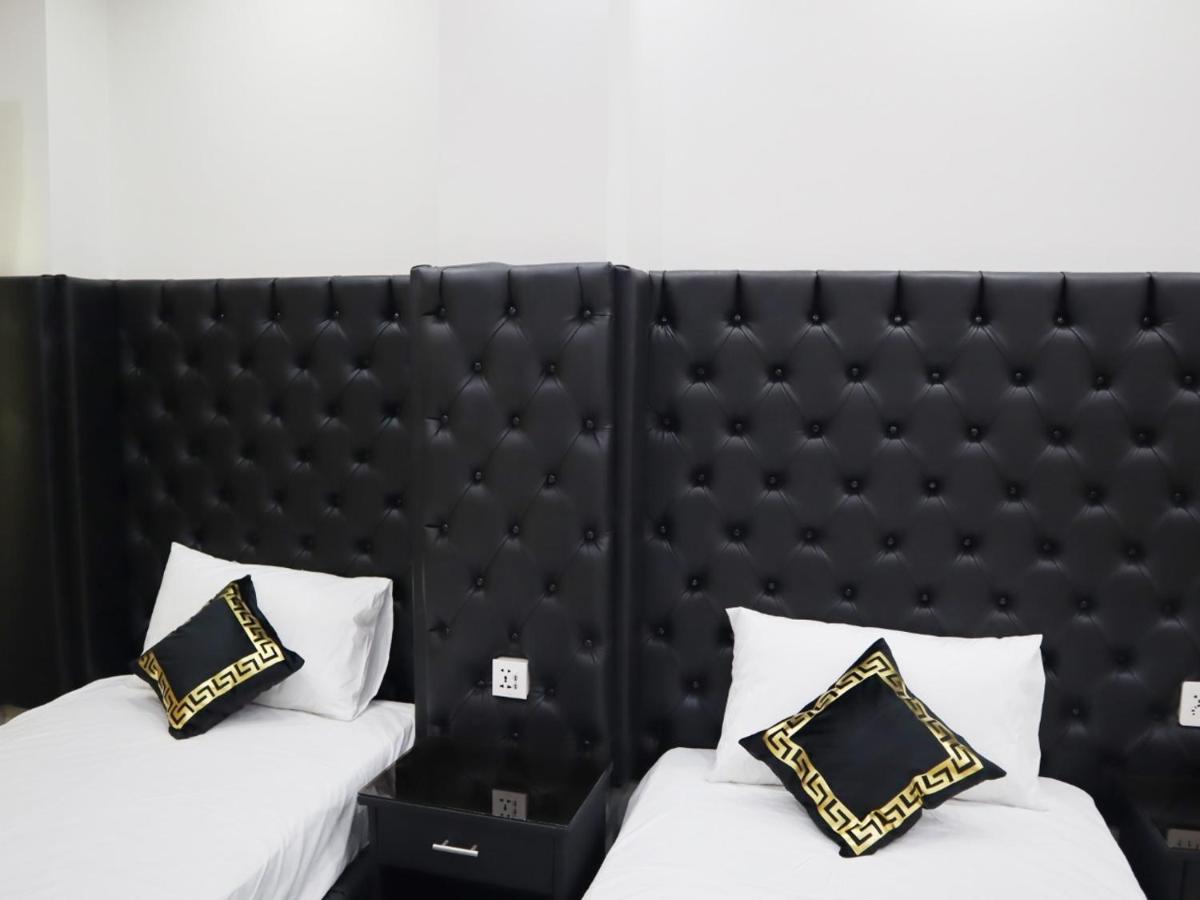 Hotel Orange One Lahore Exterior photo