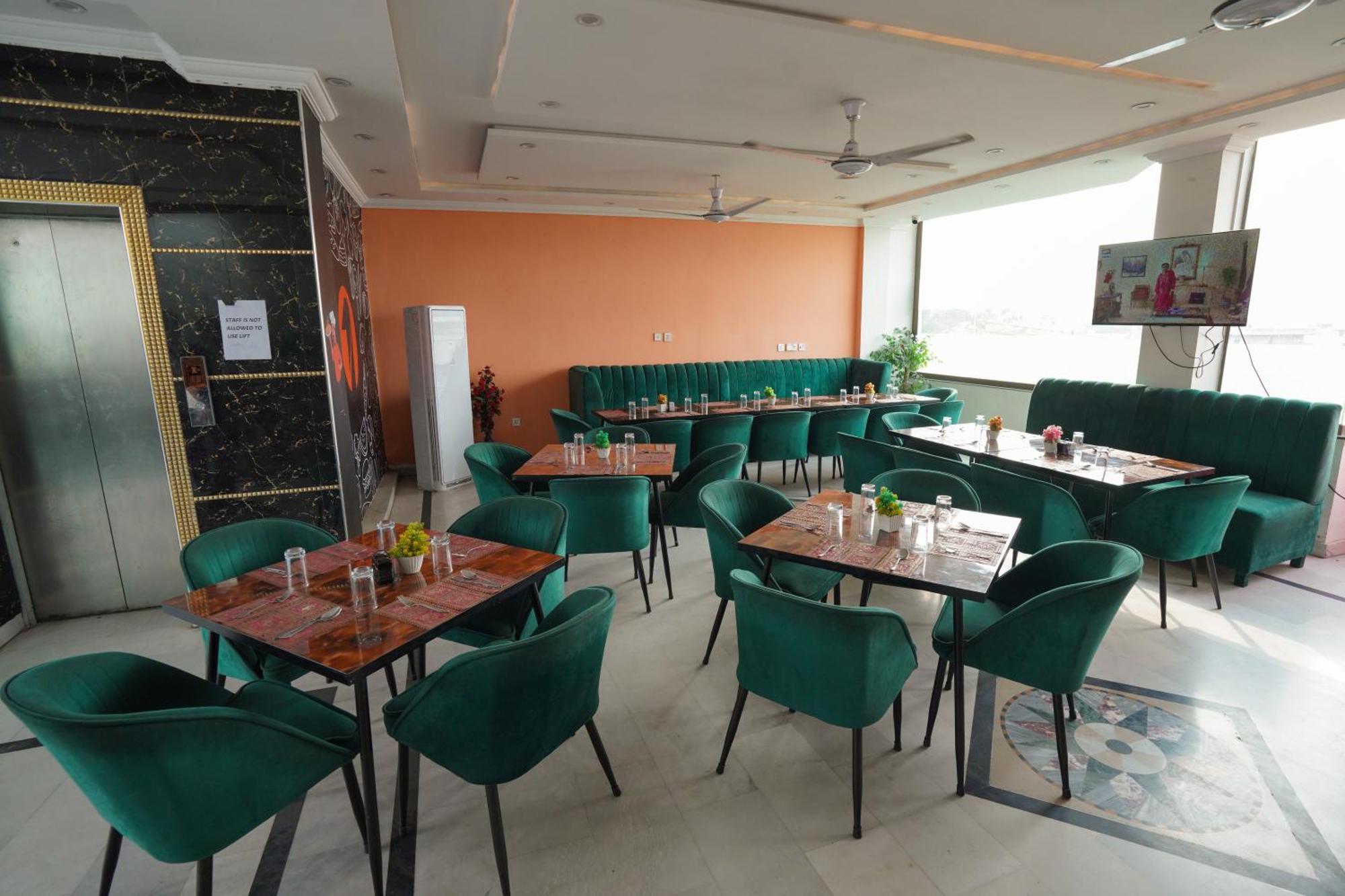 Hotel Orange One Lahore Exterior photo