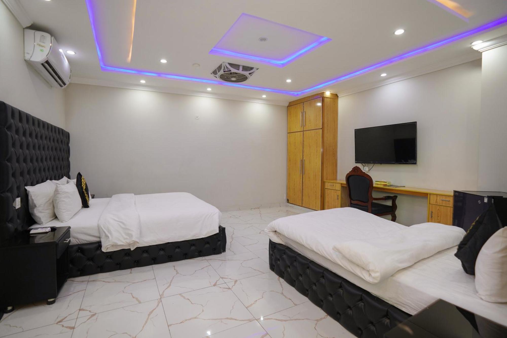 Hotel Orange One Lahore Exterior photo