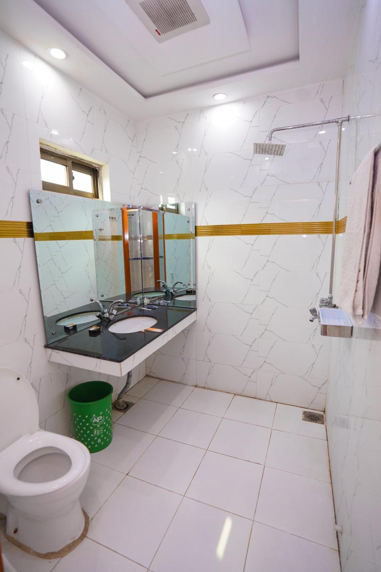 Hotel Orange One Lahore Exterior photo